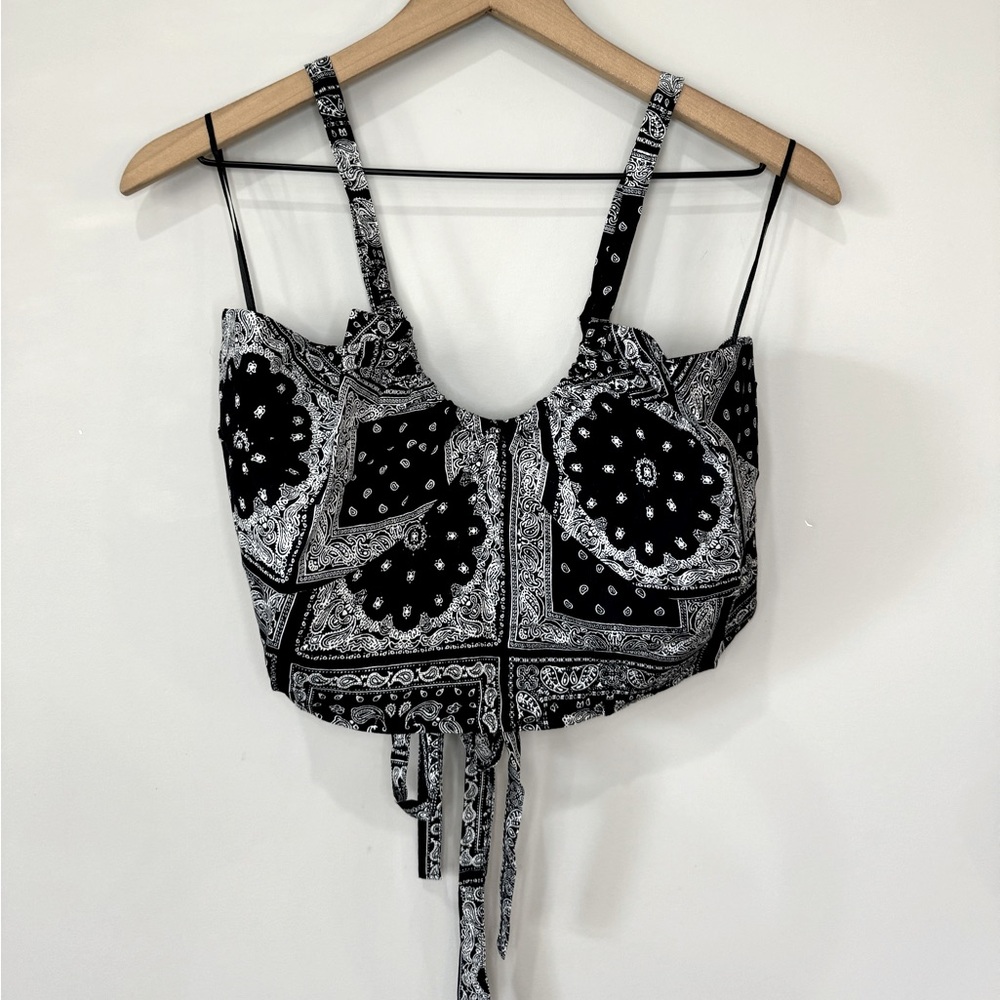 Soft Sport NWOT bandana print black tie back crop top size 3X